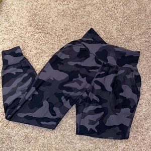 Old navy high waisted joggers